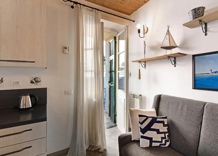 La Casa Del Sole Nel Borgo Lejlighed *
