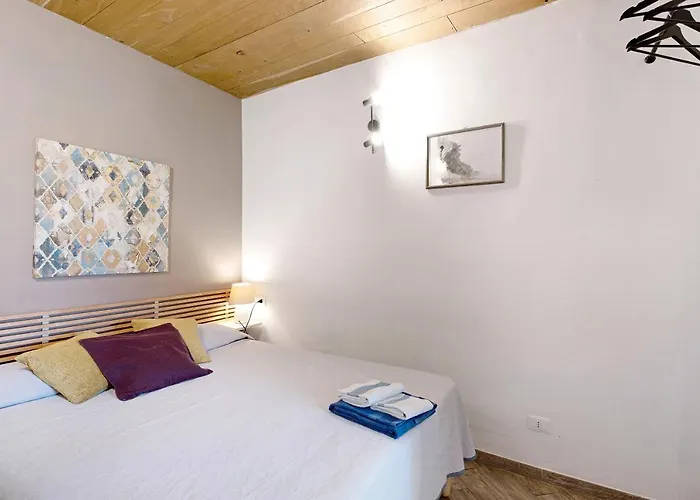 La Casa Del Sole Nel Borgo Lejlighed *