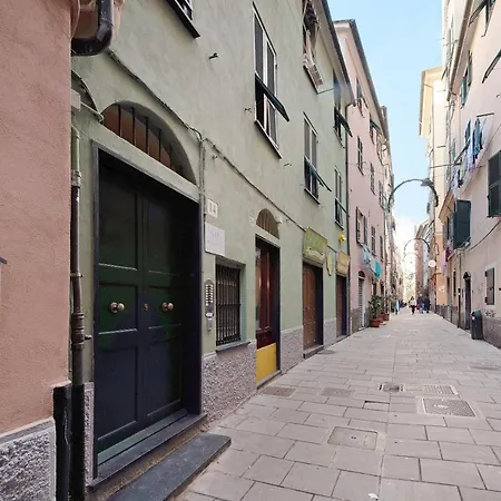 La Casa Del Sole Nel Borgo Appartement