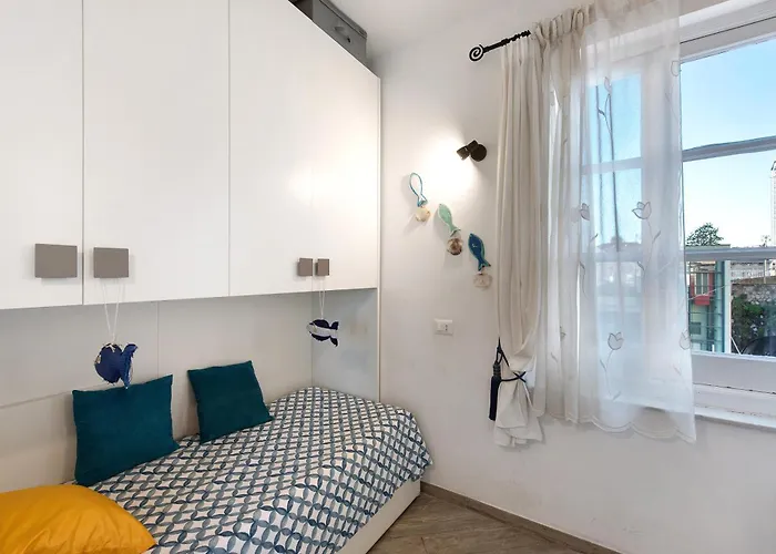 La Casa Del Sole Nel Borgo Apartment Genoa
